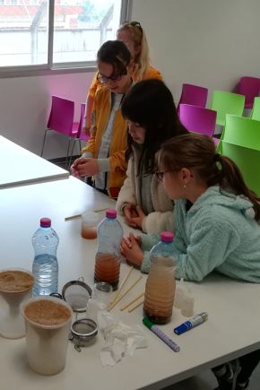 enfants en classe © © Régie de L'Eau Bordeaux Métropole